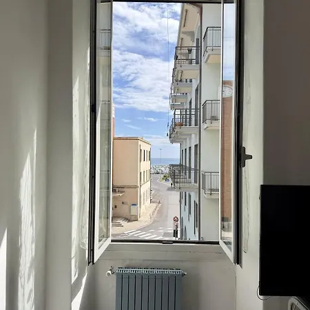 Host4u - Casa Teresa Front Beaches In Centre Apartment Imperia
