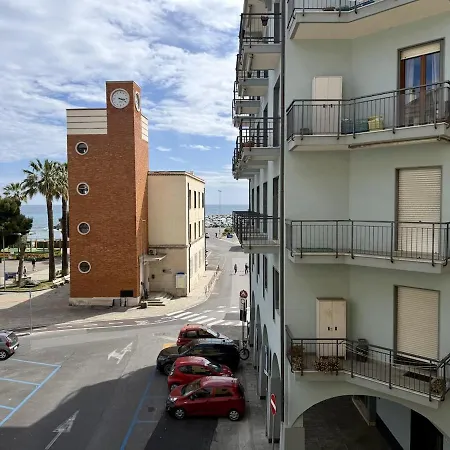 Host4u - Casa Teresa Front Beaches In Centre Apartment *